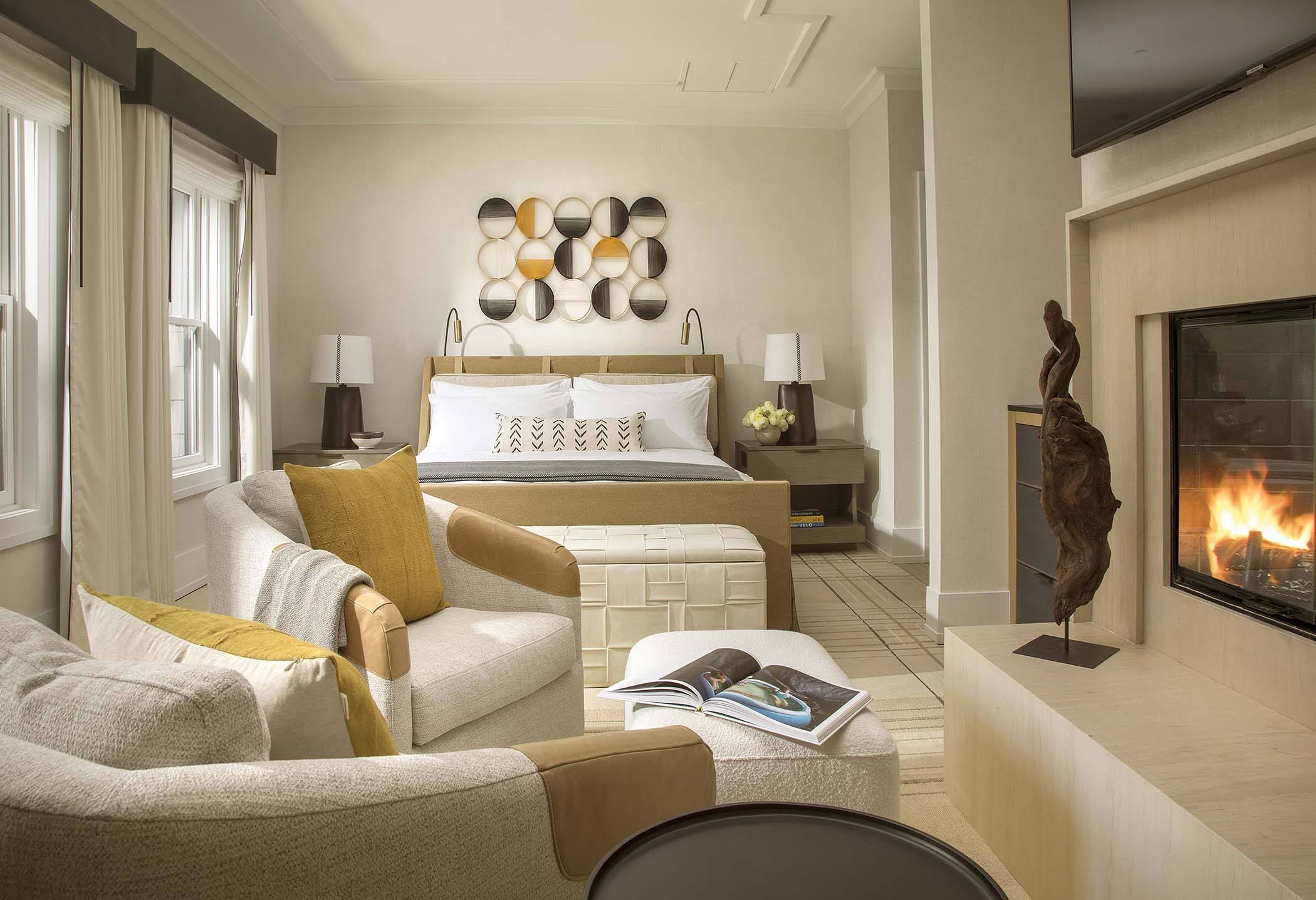 Deluxe Suite Rooms & Suites MacArthur Place Hotel & Spa