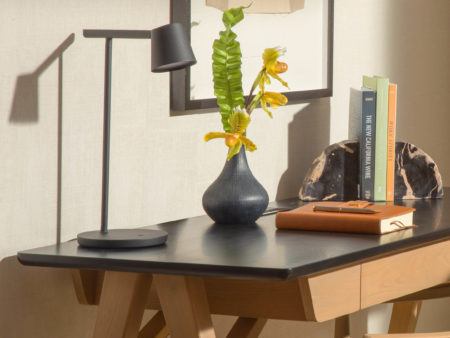 Guestroom desk detail