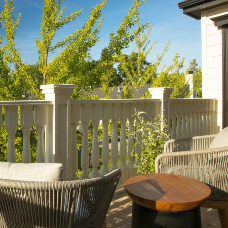 Deluxe Manor Guestroom Balcony