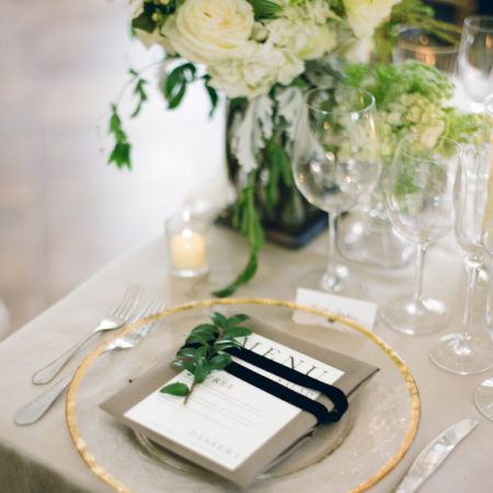 Wedding reception table setting