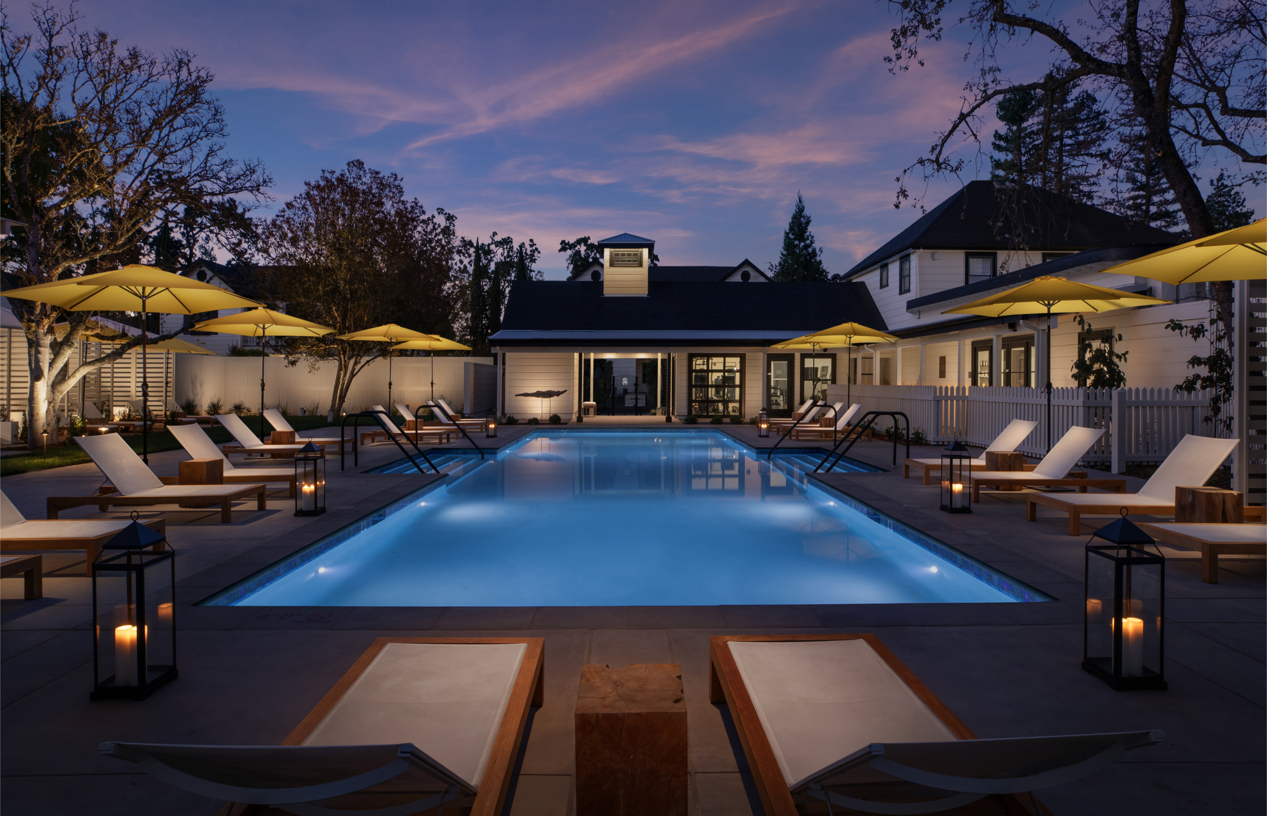 MacArthur Place Pool